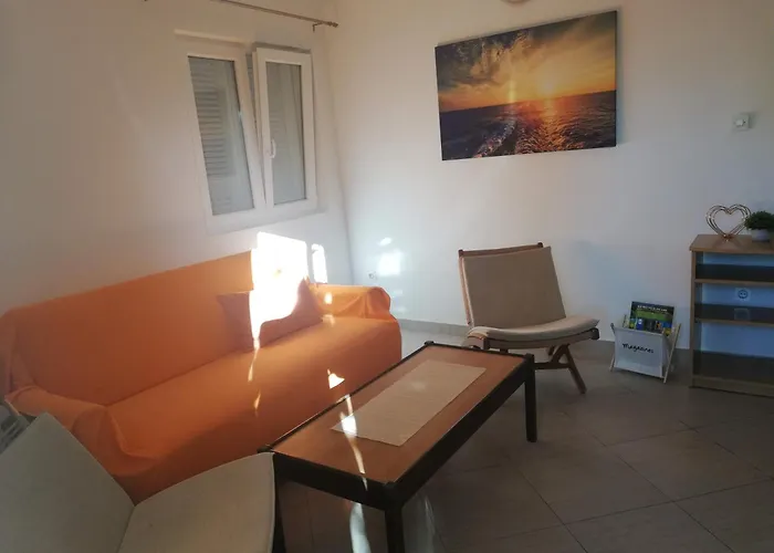 Apartments Njivice