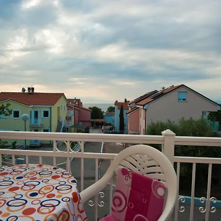 Apartments And Rooms Njivice Camera foto